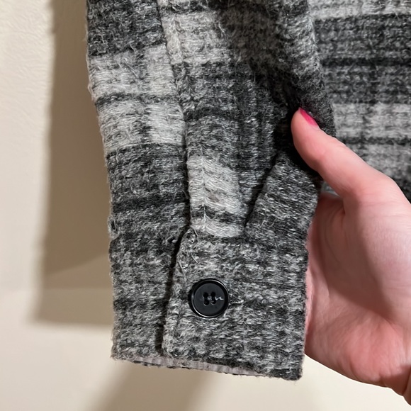 Joie Shirt Jacket Shacket Plaid - Picture 5 of 9